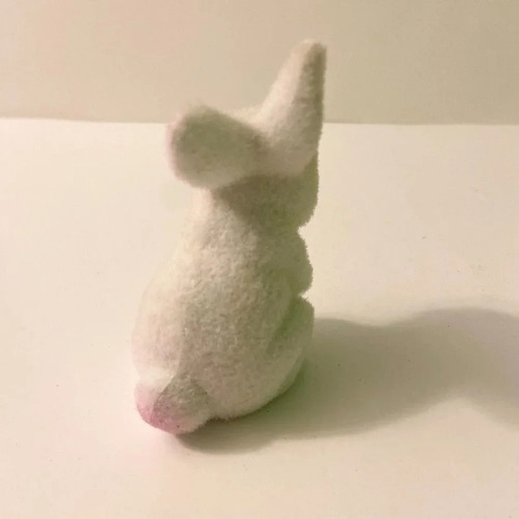 Vintage Lot of 2 Flocked White Bunny Rabbit Miniature Figures Red Eyes - Picture 3 of 14
